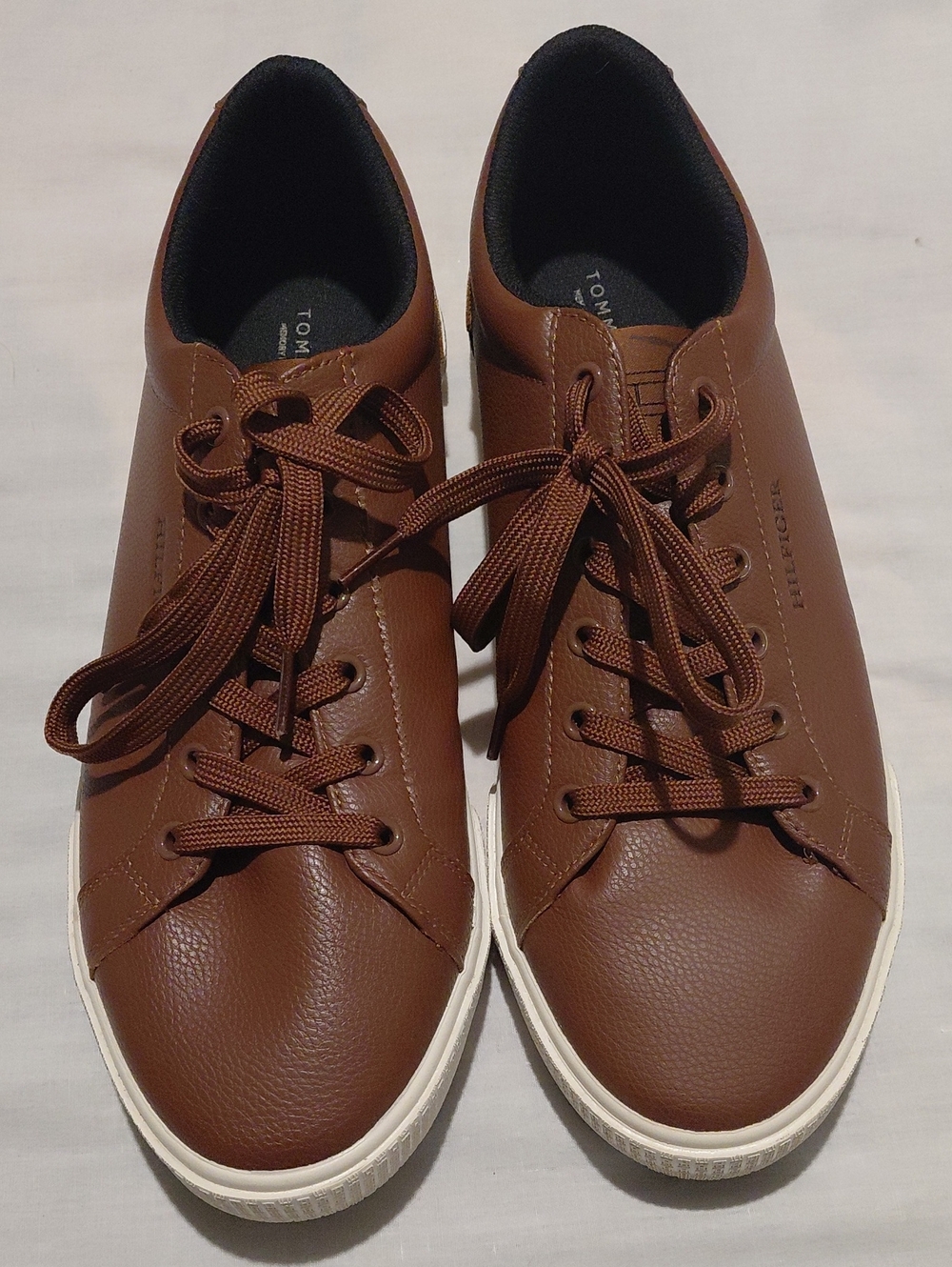 Tommy Hilfiger Men's Brown Low-Top Leather-Style Sneakers Size 11